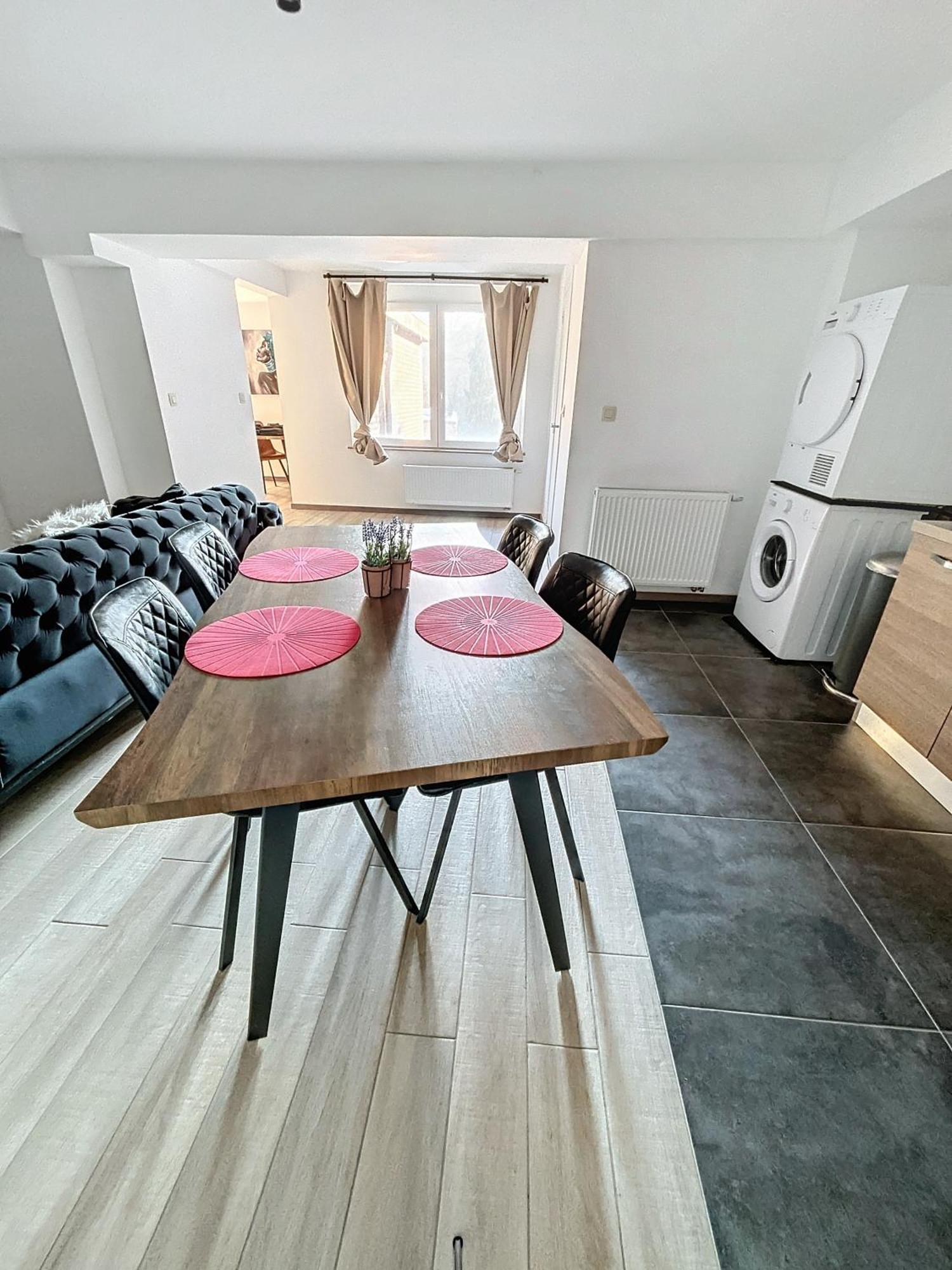 Nomad Apartments - Henin Charleroi Bilik gambar